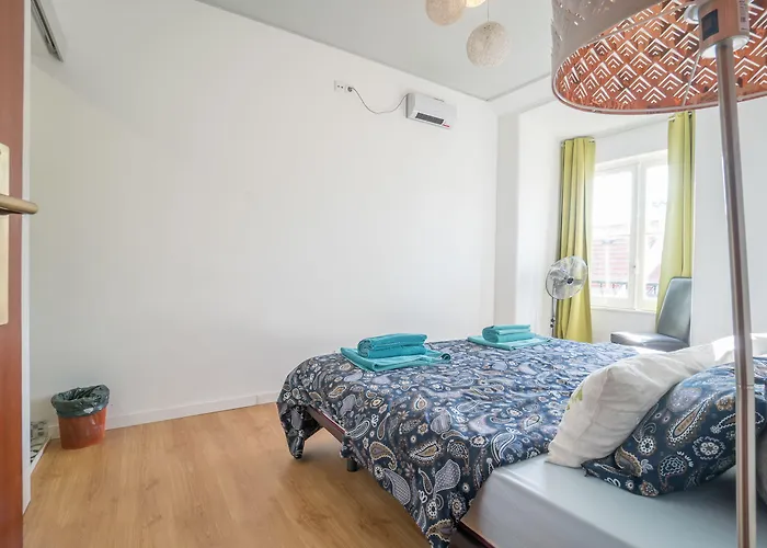 Vistas De * Лиссабон